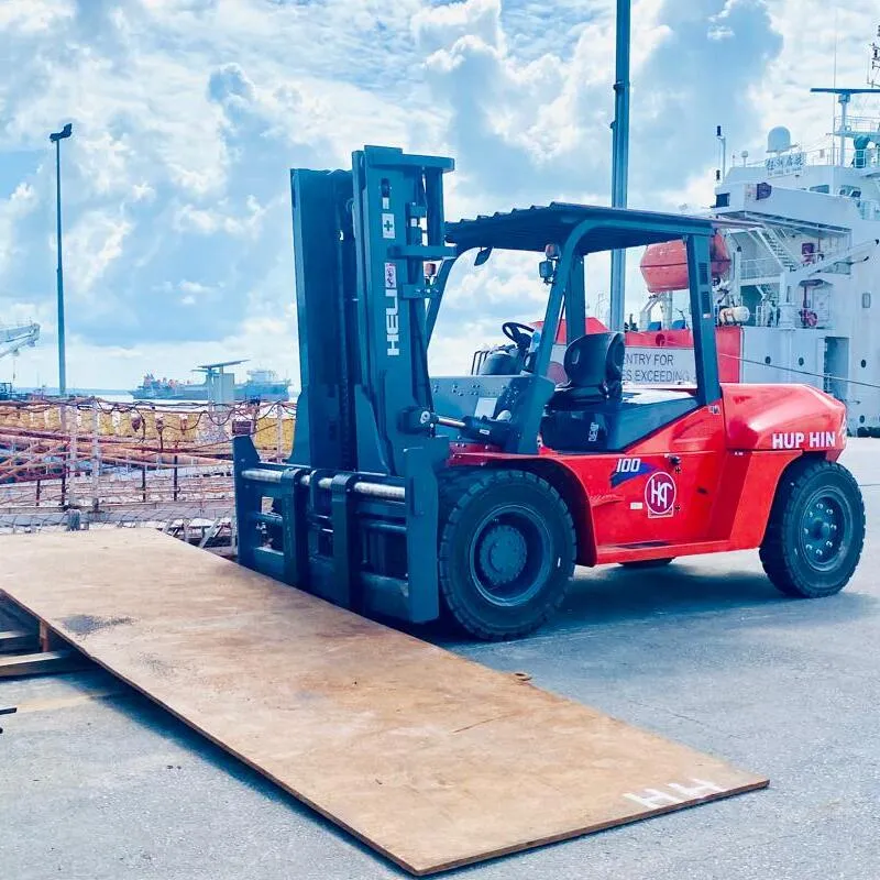 Forklift